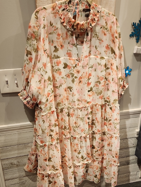 Love By Design Dresses & Skirts - Like New Cond Love By Design Floral Tiered Midi Dress Peach, Olive, Cream Sz  4X